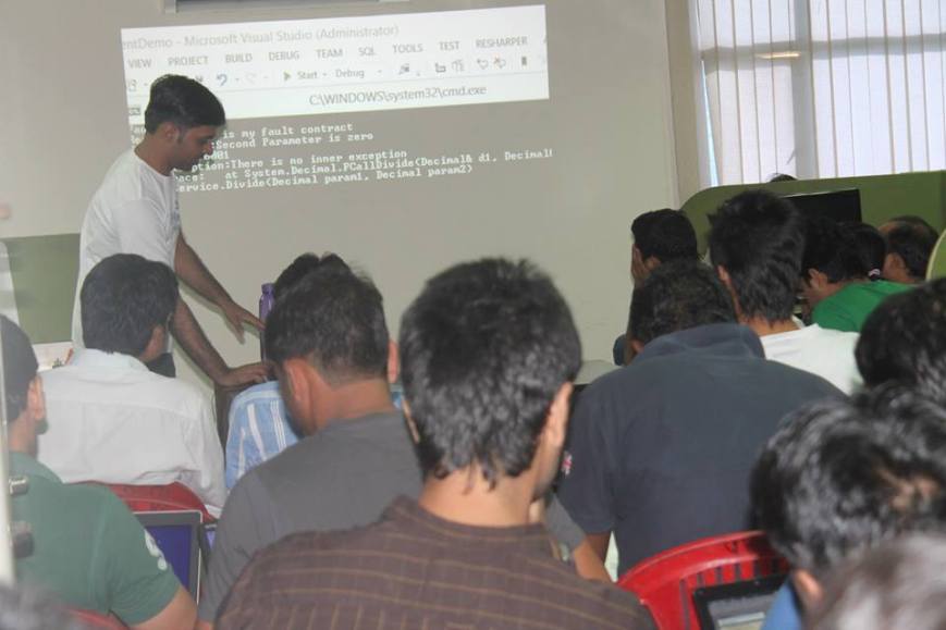 923064_10201256467076641_108659269_n